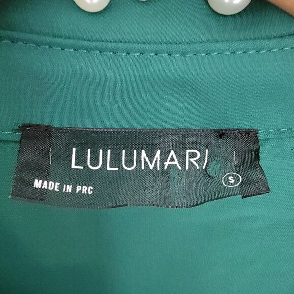 Lulumari Top Size S Green Pearl Embellished Neck And Buttons Career Classic - Picture 3 of 11